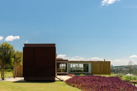 THEMIS HOUSE